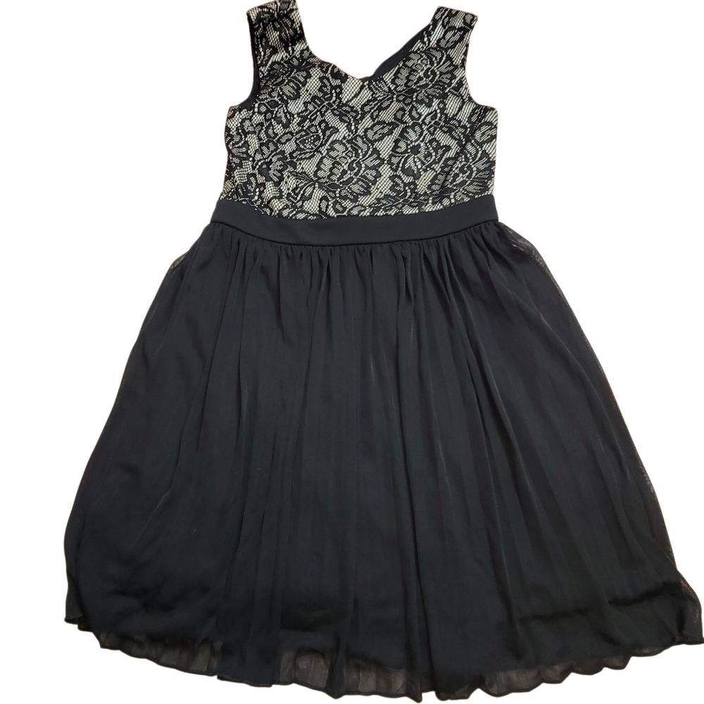 Amy's Closet dress with pleated shirt 7/8